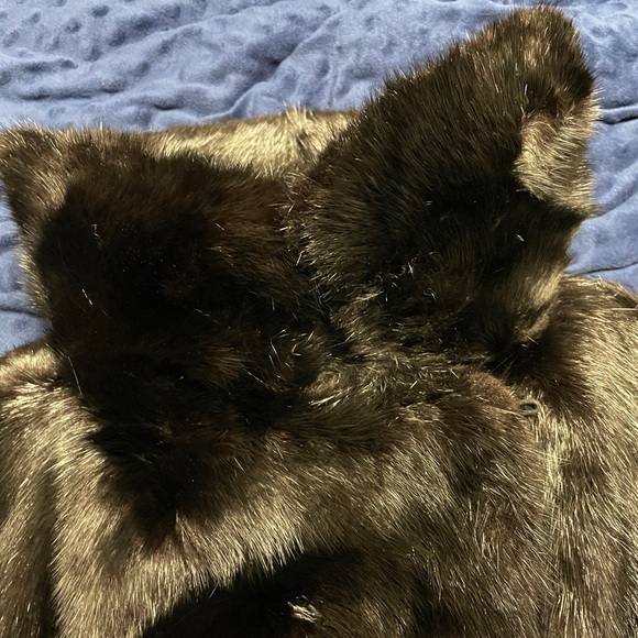 Chic Black Mink Fur Jacket - Picture 8 of 8